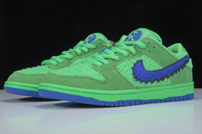 Nike SB Dunk Low Grateful Dead Bears Green