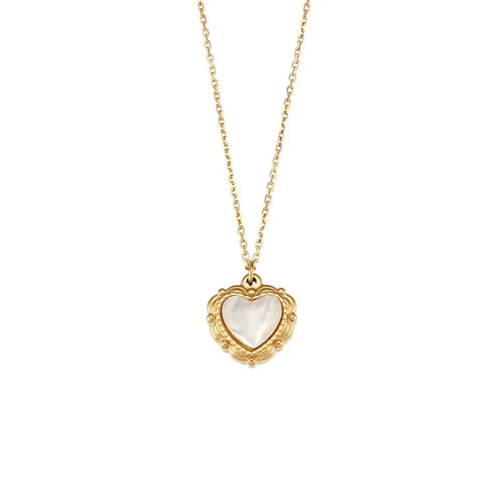 Colar Romântico de Coração com Zircônia e Ouro 18K