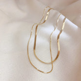 Colar Choker de Elos Dourados com Zircônia