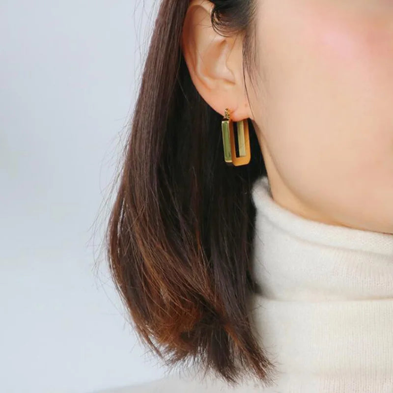 Brincos de Argola Geométricos em Ouro 18k