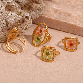 Anel Flor Vintage Oval com Zircônia e Ouro 18K