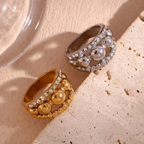 Anel Elegante de Camadas com Zircônias