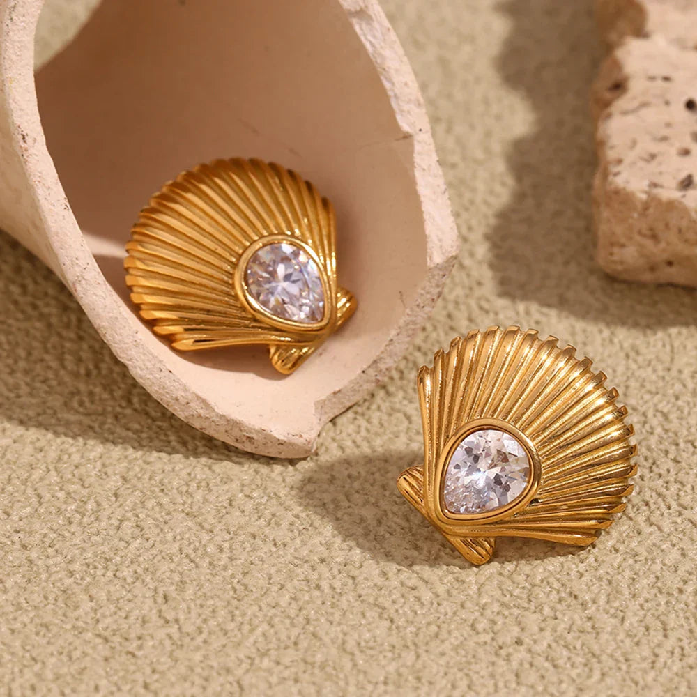 Brincos Elegantes de Concha com Zircônia