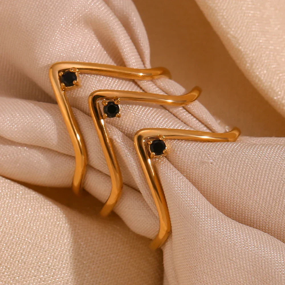 Anel V Elegante com Zircônia