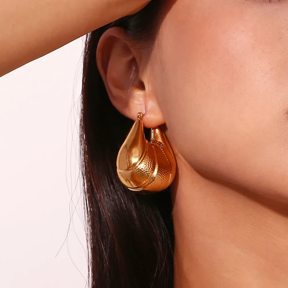 Brincos Elegância em Aço Inoxidável com Zircônia