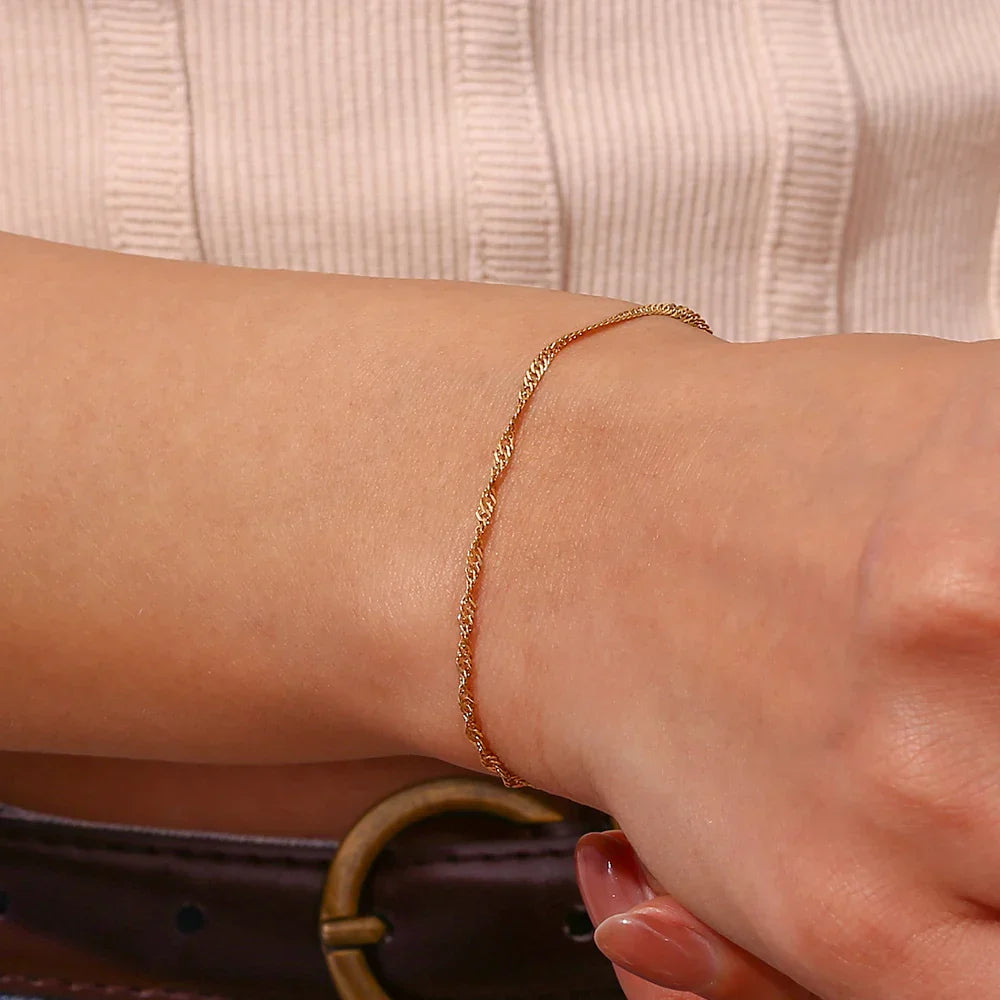 Pulseira Fashion Burnetts Joias Onda de Água Dourada