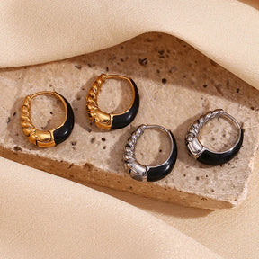 Brincos de Argola Esmaltados com Detalhe Torcido