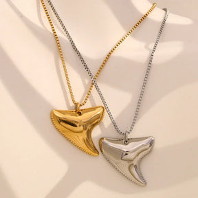 Colar Pingente Raia Manta Minimalista em Aço Inoxidável 18K