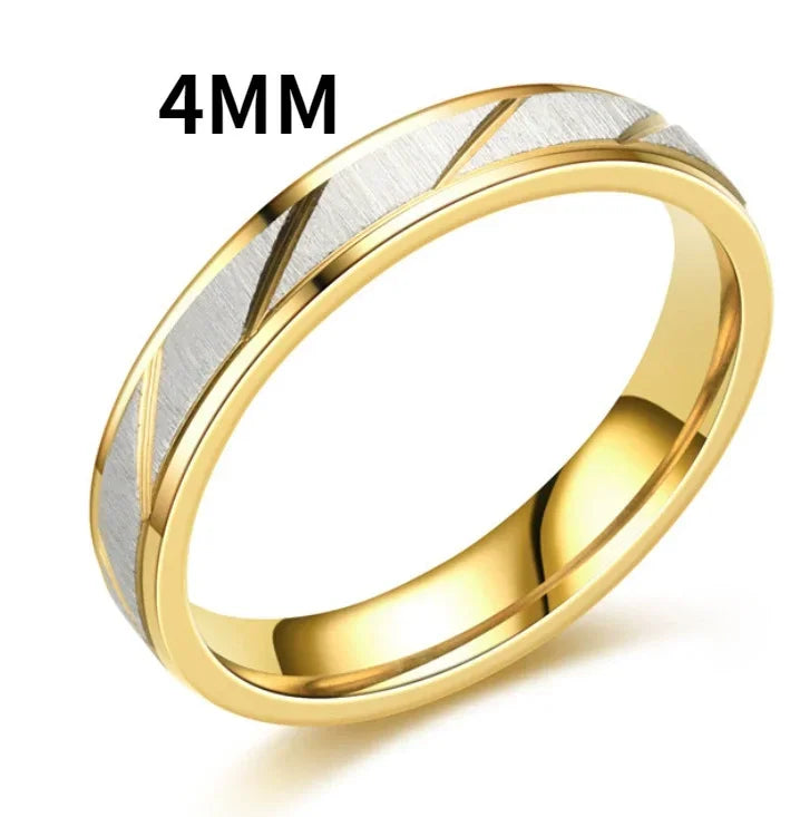 Anéis de Casal em Aço Inoxidável com Listras Douradas