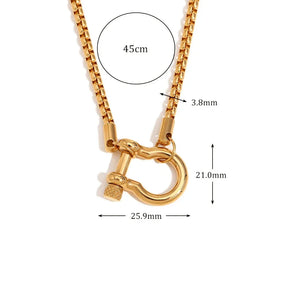 Colar Pingente Quadrado com Pérola e Corrente Banhada a Ouro 18k