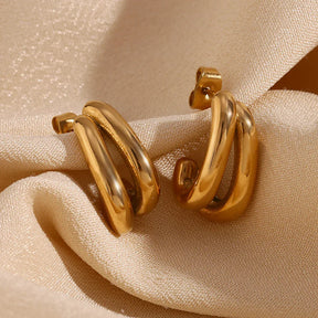 Brincos Elegantes de Camada Dupla em Ouro 18K