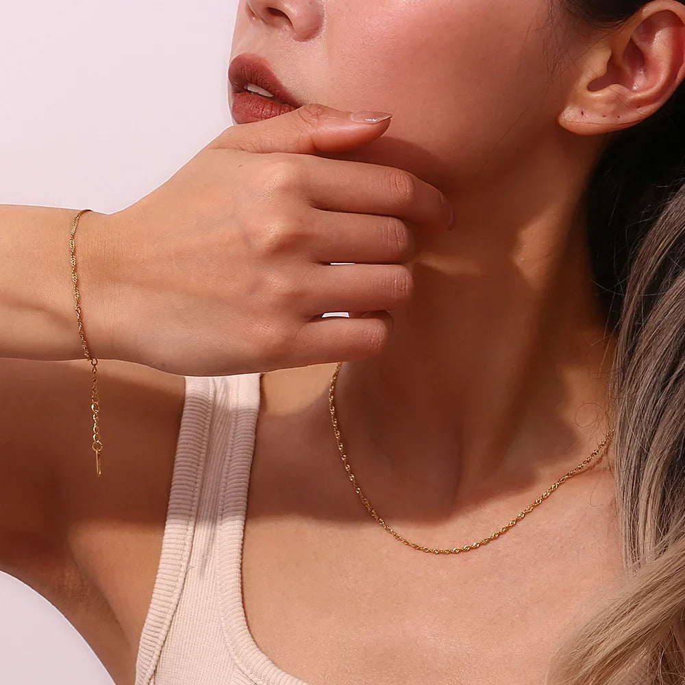 Pulseira Fashion Burnetts Joias Onda de Água Dourada