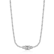 Colar Elegância Dourada com Zircão e Aço Inoxidável
