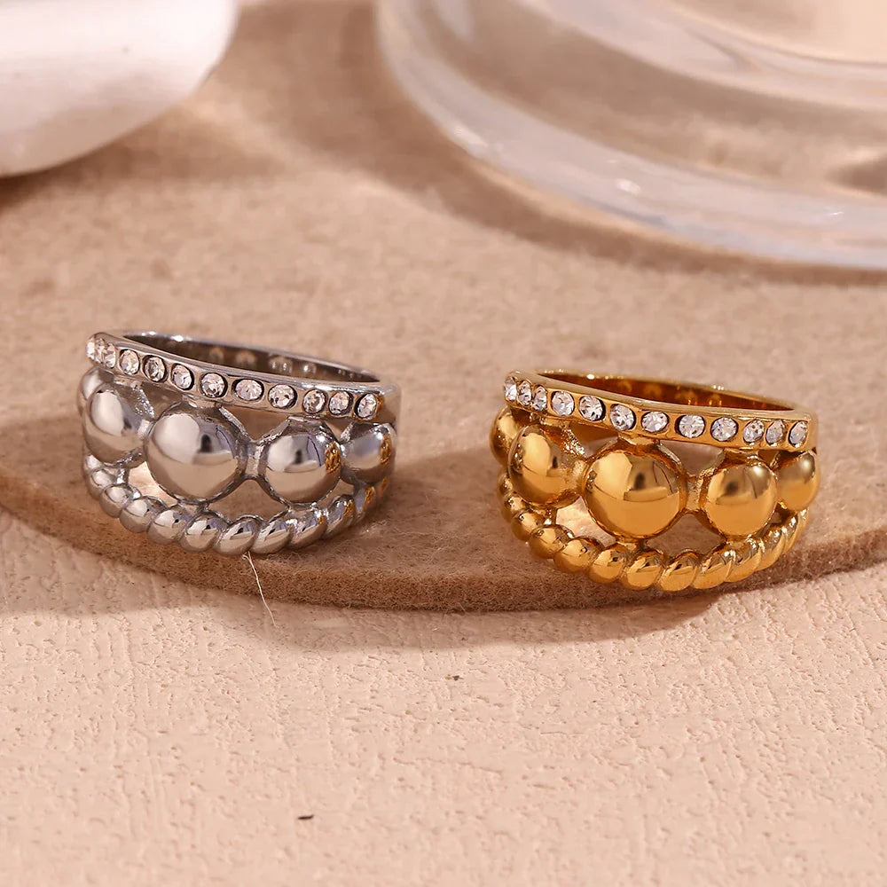 Anel Elegante de Camadas com Zircônias