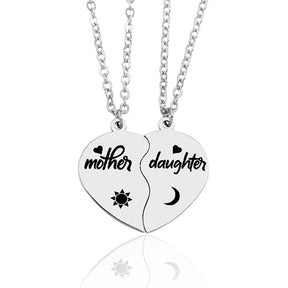2 Pcs/Set Father Daughter Mother Son Necklace Stainless Steel Heart Puzzle Pendant Necklace Family Jewelry