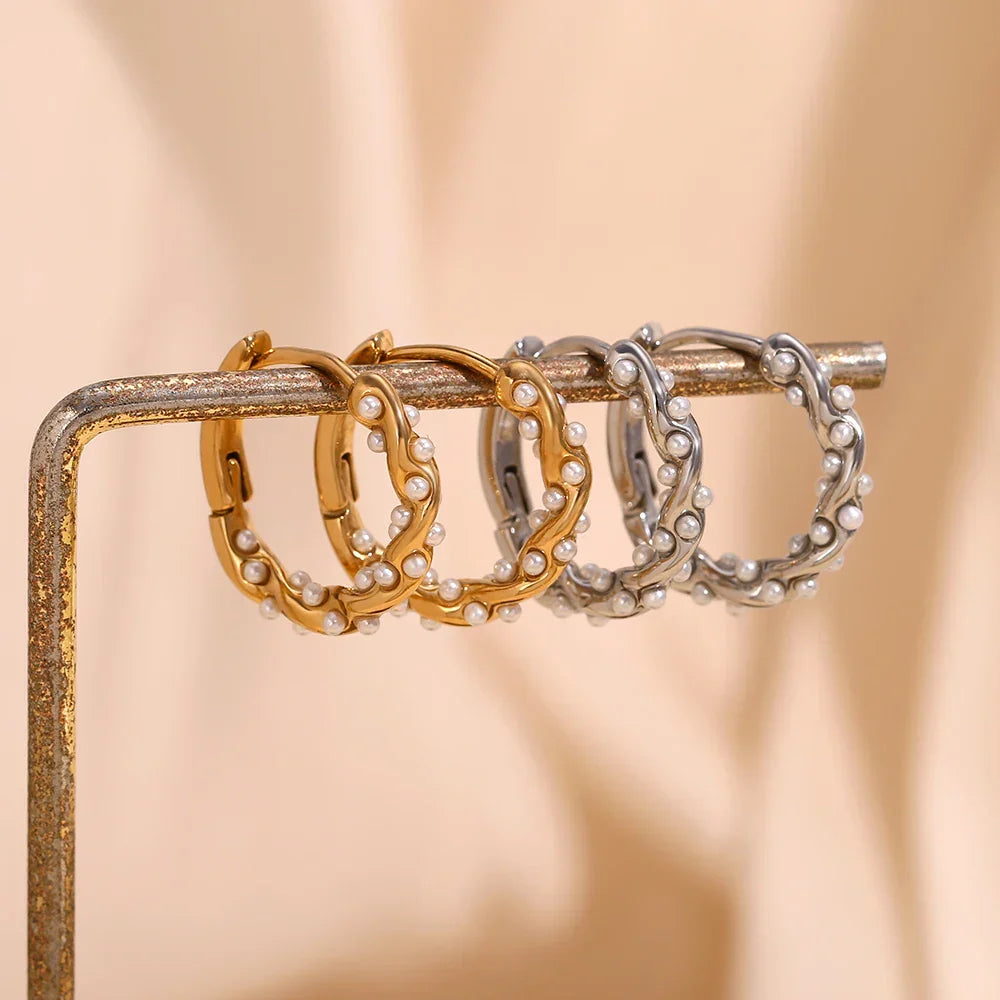 Brinco Irregular Dourado Hipoalergênico Burnetts Joias