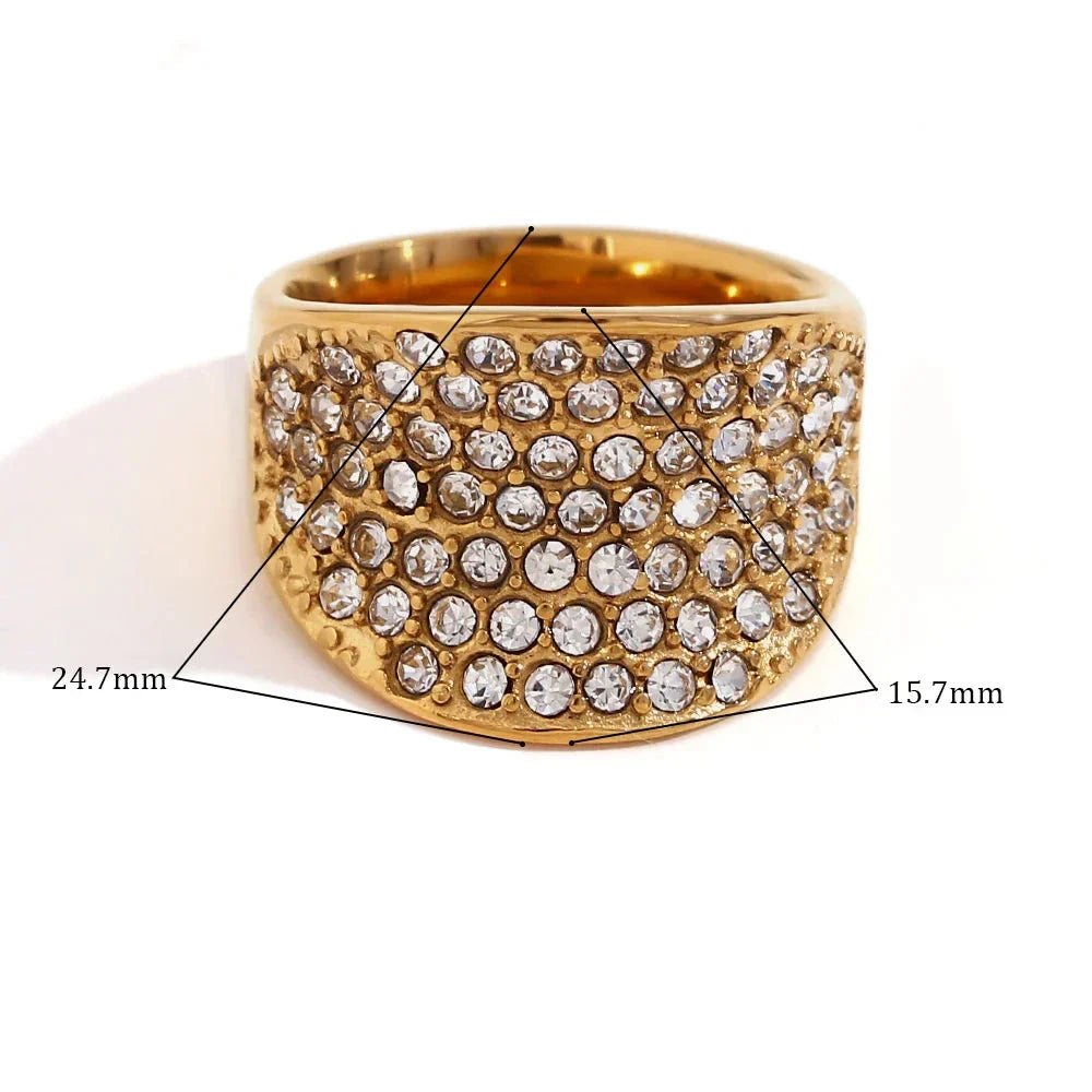 Anel Elegante com Zircônias e Aço Inoxidável