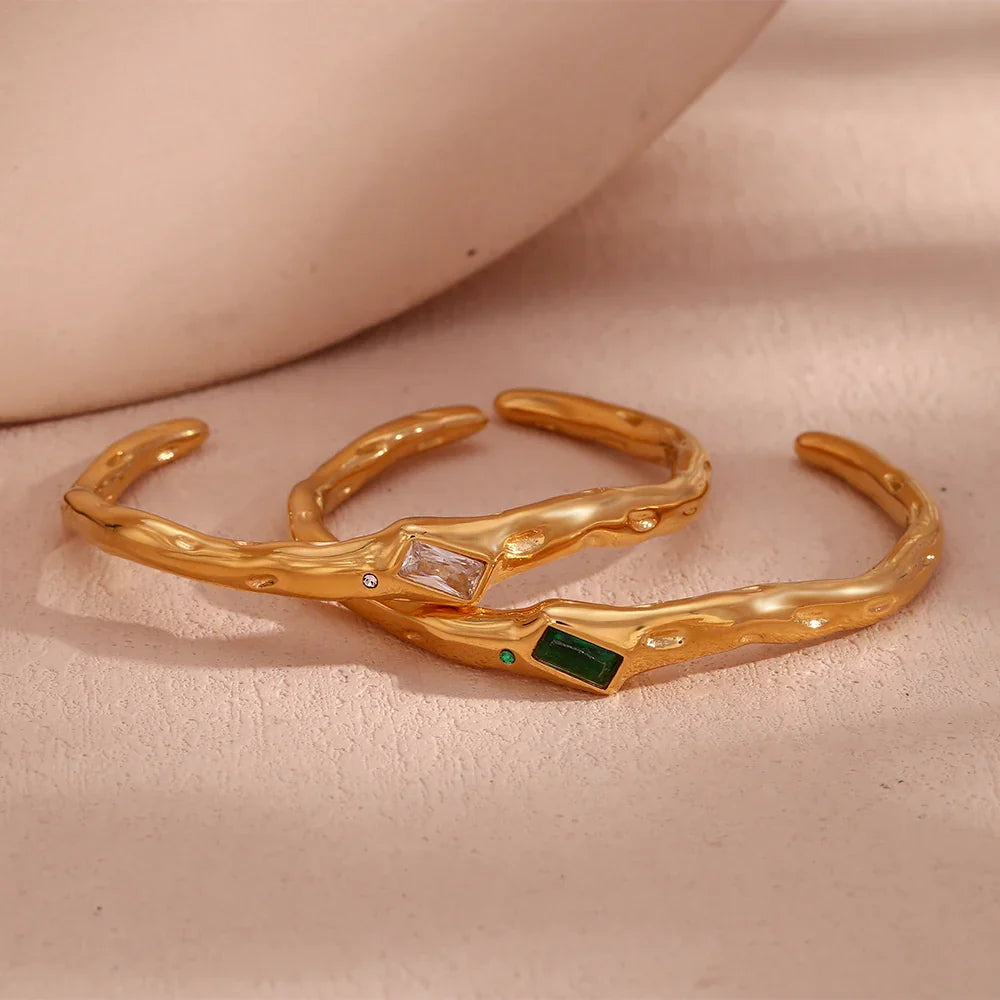 Pulseira Elegante de Zircônia Verde Banhada a Ouro