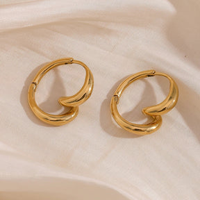 Brinco Argola Dourado com Design Orgânico