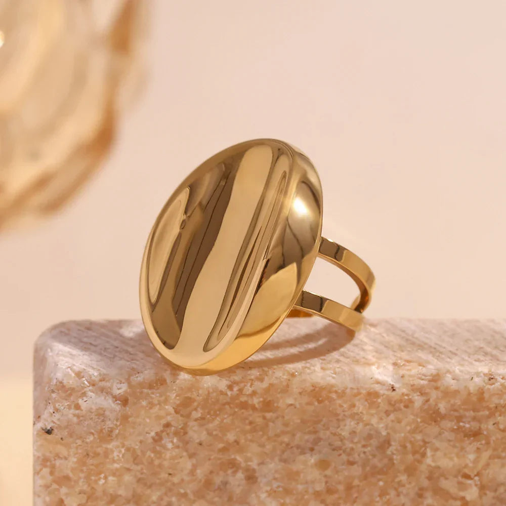 Anel Elíptico Curvo Banhado a Ouro 18K
