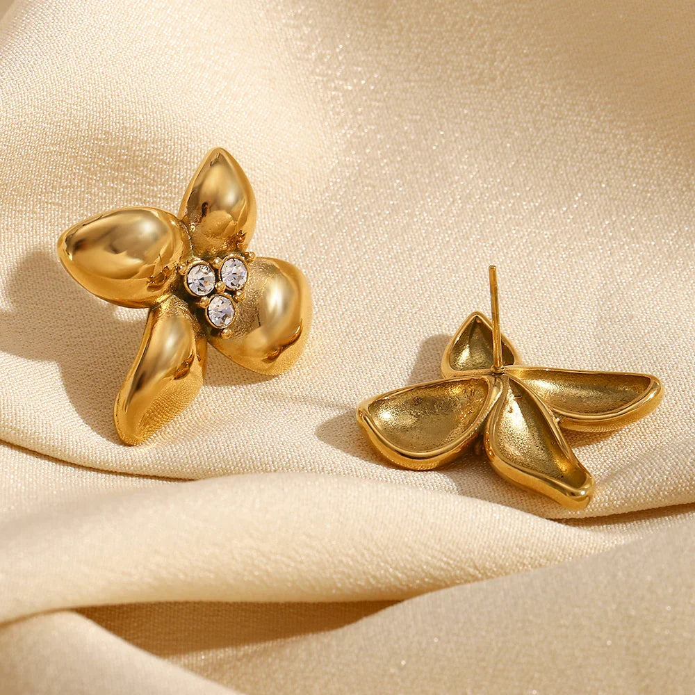 Brincos Florais de Zircônia Banhados a Ouro