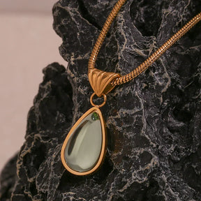 Colar Elegance Gota de Água com Zircônia