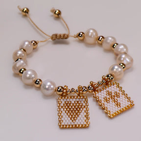Pulseira de Pérolas com Coração e Cruz Boho