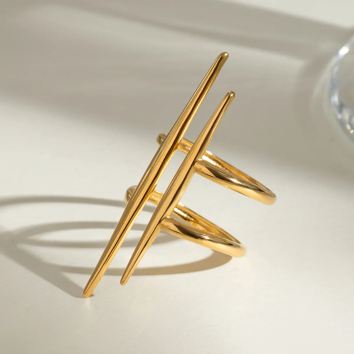 Anel Vintage de Aço Inoxidável Banhado a Ouro 18K
