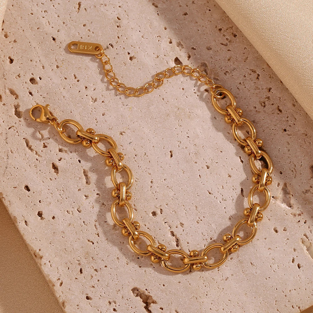 Pulseira Flor Oval Banhada a Ouro 18K Burnetts Joias