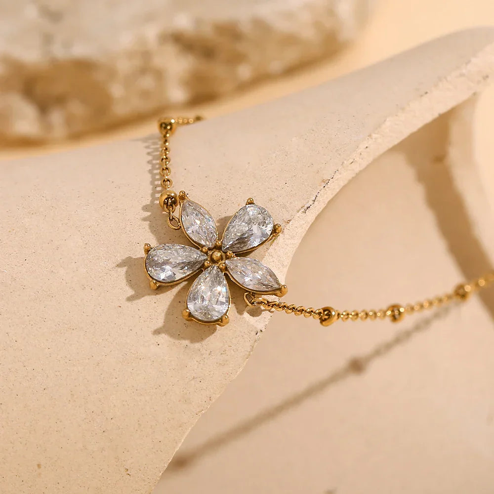 Pulseira Flor Zircônia Banhada a Ouro 18K