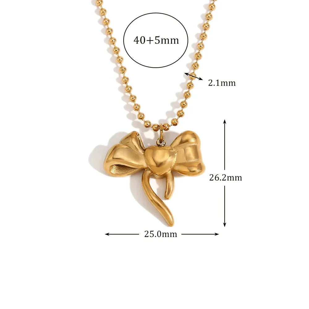 Colar Elegante com Laço e Pingente de Zircônia