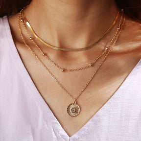 Colar Feminino Três Camadas em Prata 925 com Charme