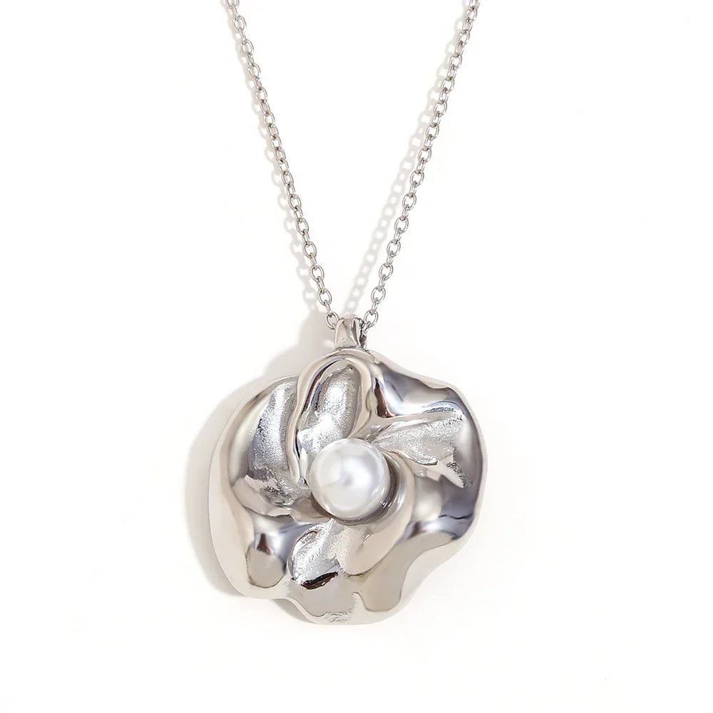 Colar Pingente Flor de Pérola Elegante em Aço Inoxidável 18K