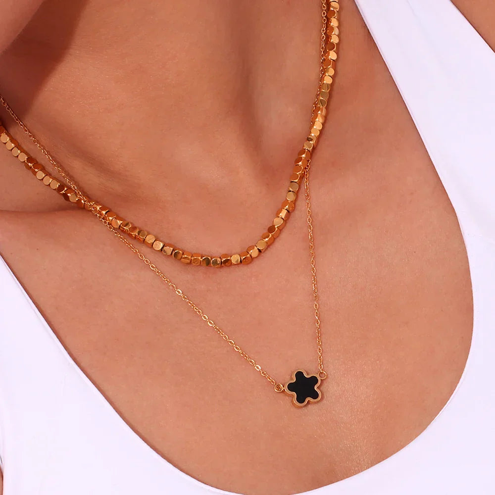 Colar Elegante de Aço Inoxidável com Zircônias