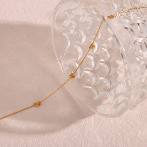 Colar Elegante Coração Dourado em Aço Inoxidável