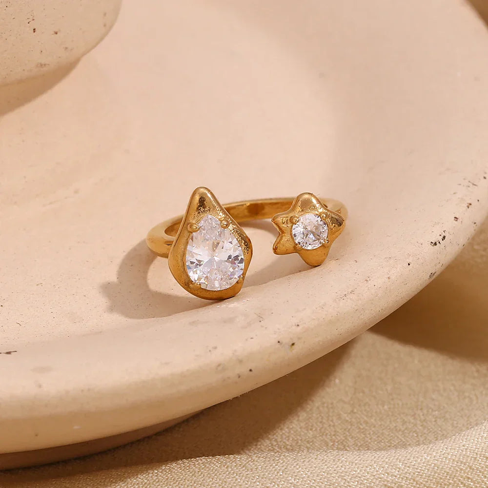 Anel Estrelas e Gotas com Zircônia Banhado a Ouro 18k