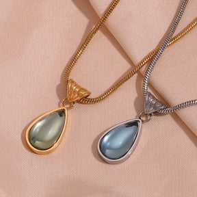 Colar Elegance Gota de Água com Zircônia
