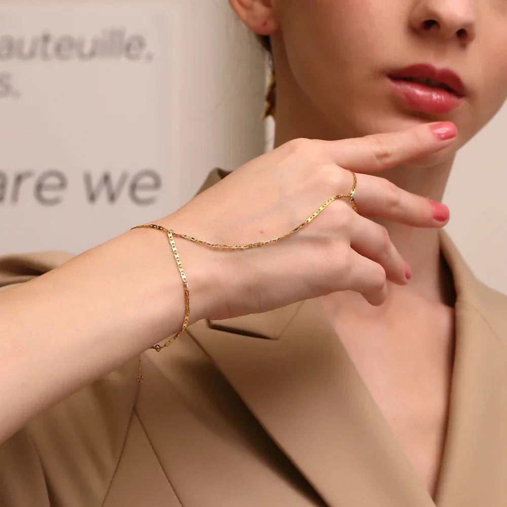 Pulseira de Dedo com Corrente de Mão Banhada a Ouro 18K