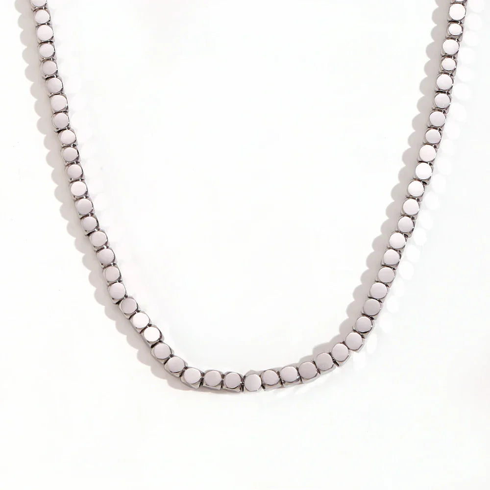 Colar Elegante de Aço Inoxidável com Zircônias