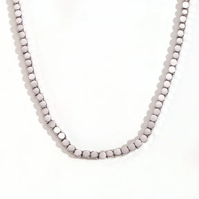 Colar Elegante de Aço Inoxidável com Zircônias