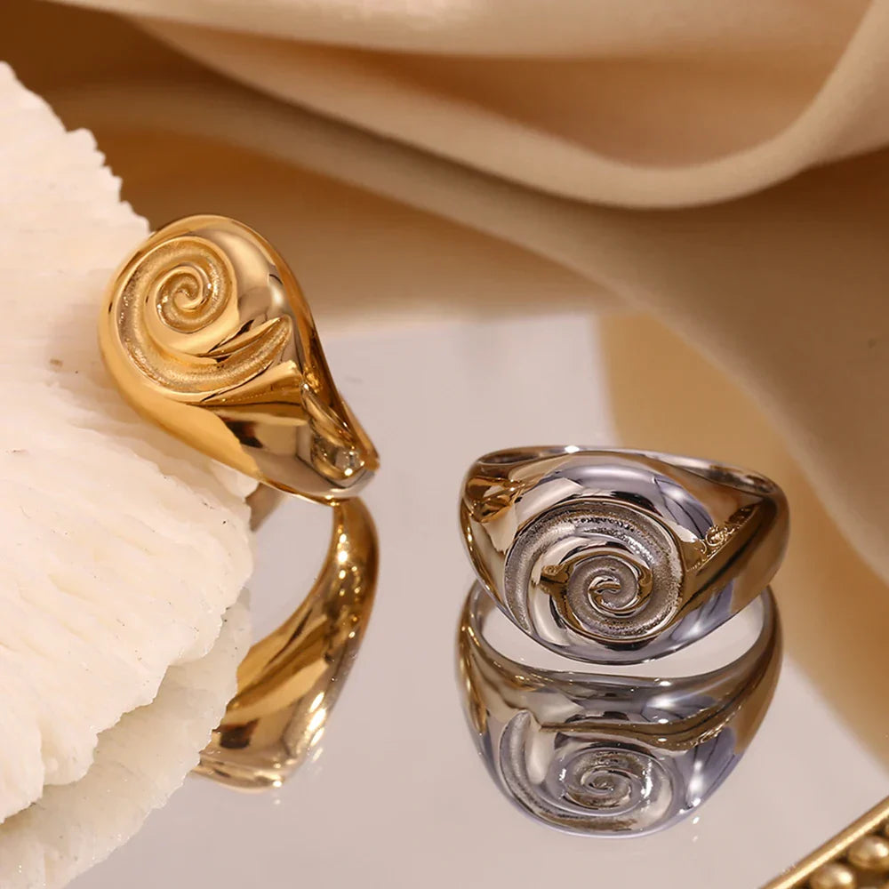 Anel Vortex Elegante Banhado a Ouro 18K
