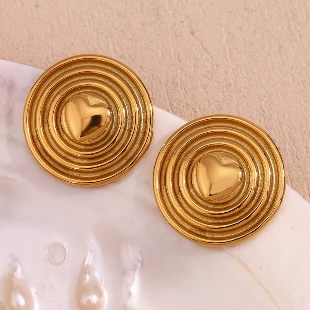 Brincos Coração Dourado em Aço Inoxidável