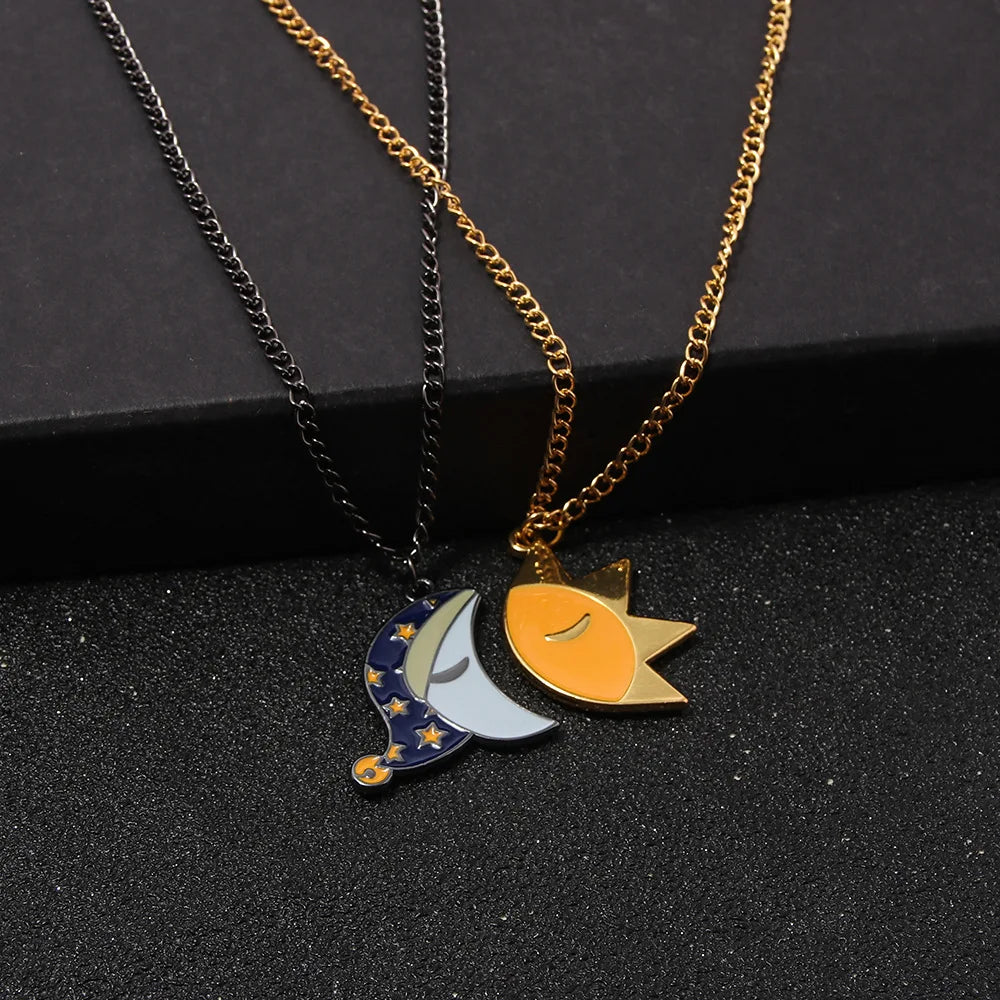2pcs Couple Sun and Moon Splicing Necklace Good Night Expression Pendant Necklace Valentine's for Men Women Jewelry Accessories