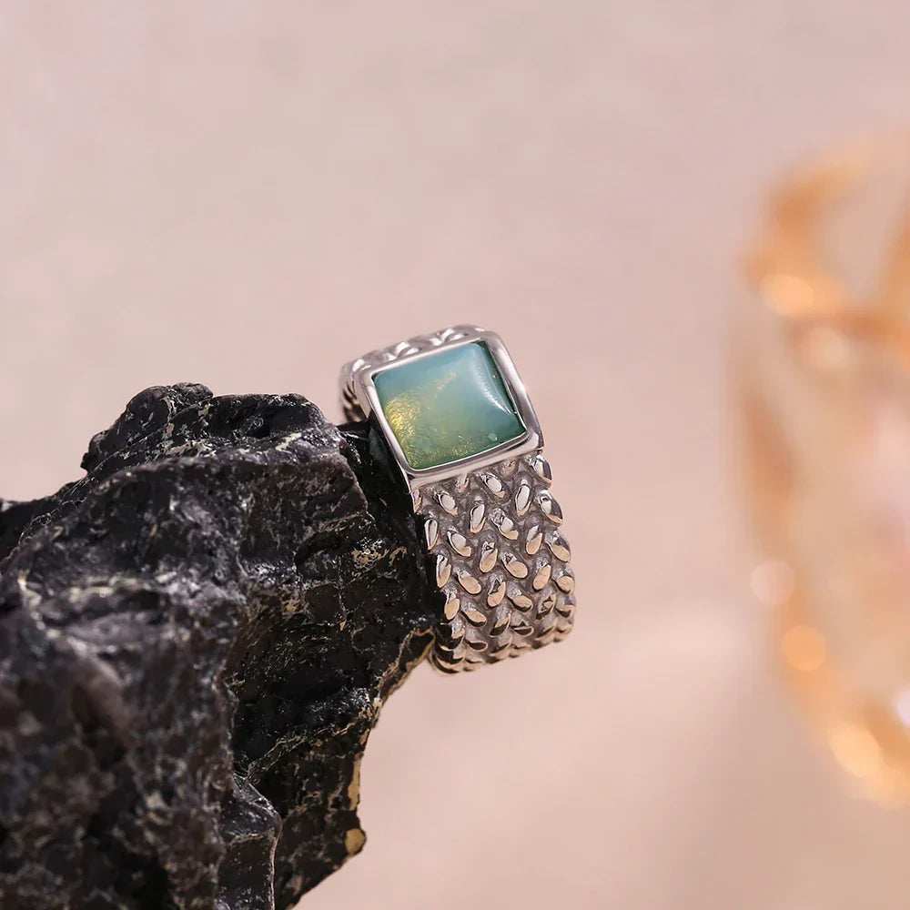 Anel Elegance com Pedra Natural e Zircônia