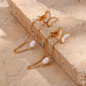 Brincos Elegantes de Pérola com Borboleta