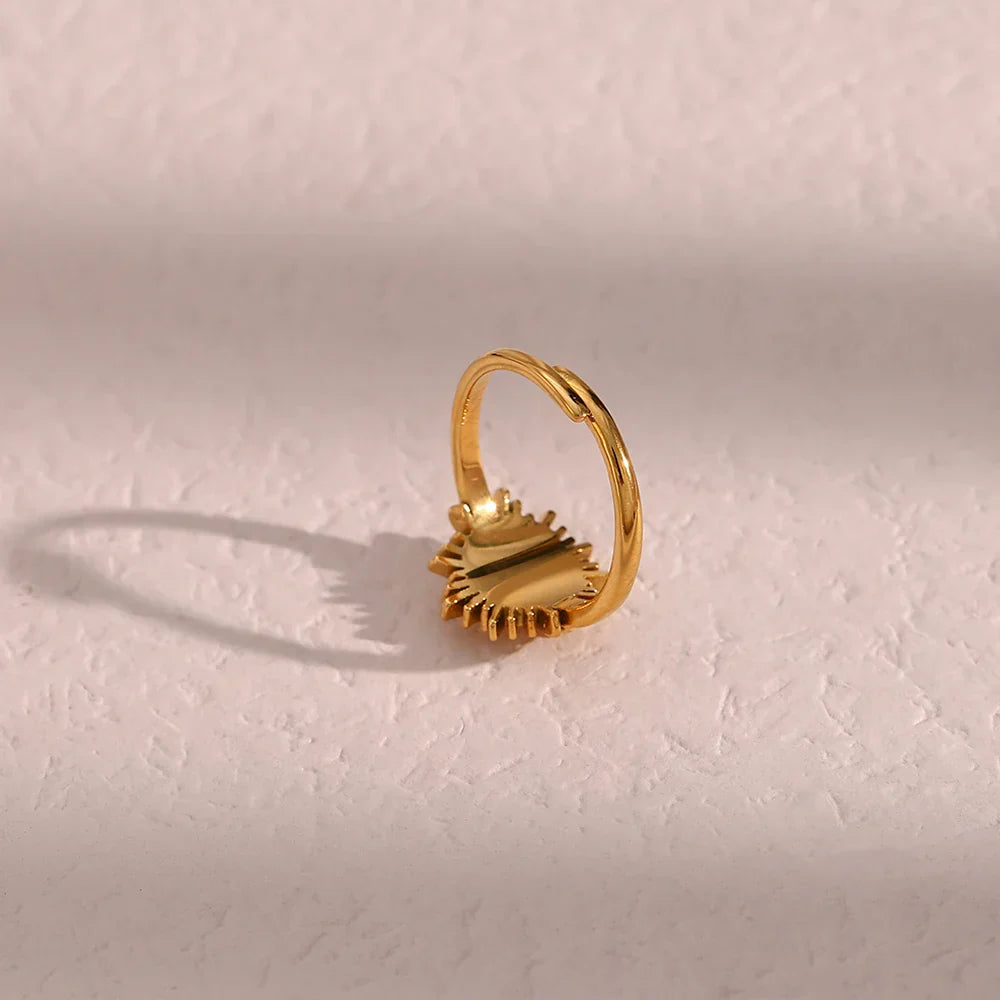 Anel Olho Dourado com Zircônia Ajustável