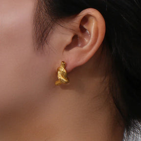 Brincos Nó Dourado em Aço Inoxidável