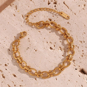 Pulseira Flor Oval Banhada a Ouro 18K Burnetts Joias