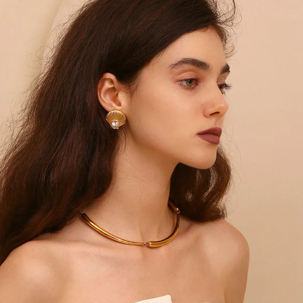 Brincos Elegantes de Concha com Zircônia