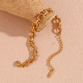 Pulseira Flor Oval Banhada a Ouro 18K Burnetts Joias